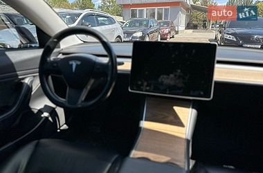 Седан Tesla Model 3 2019 в Миколаєві
