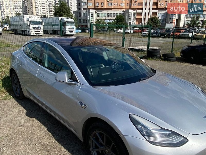 Седан Tesla Model 3 2018 в Києві фото 2 Седан Tesla Model 3 2018 в Києві