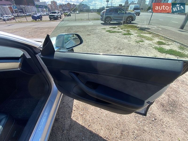 Седан Tesla Model 3 2018 в Києві фото 5 Седан Tesla Model 3 2018 в Києві