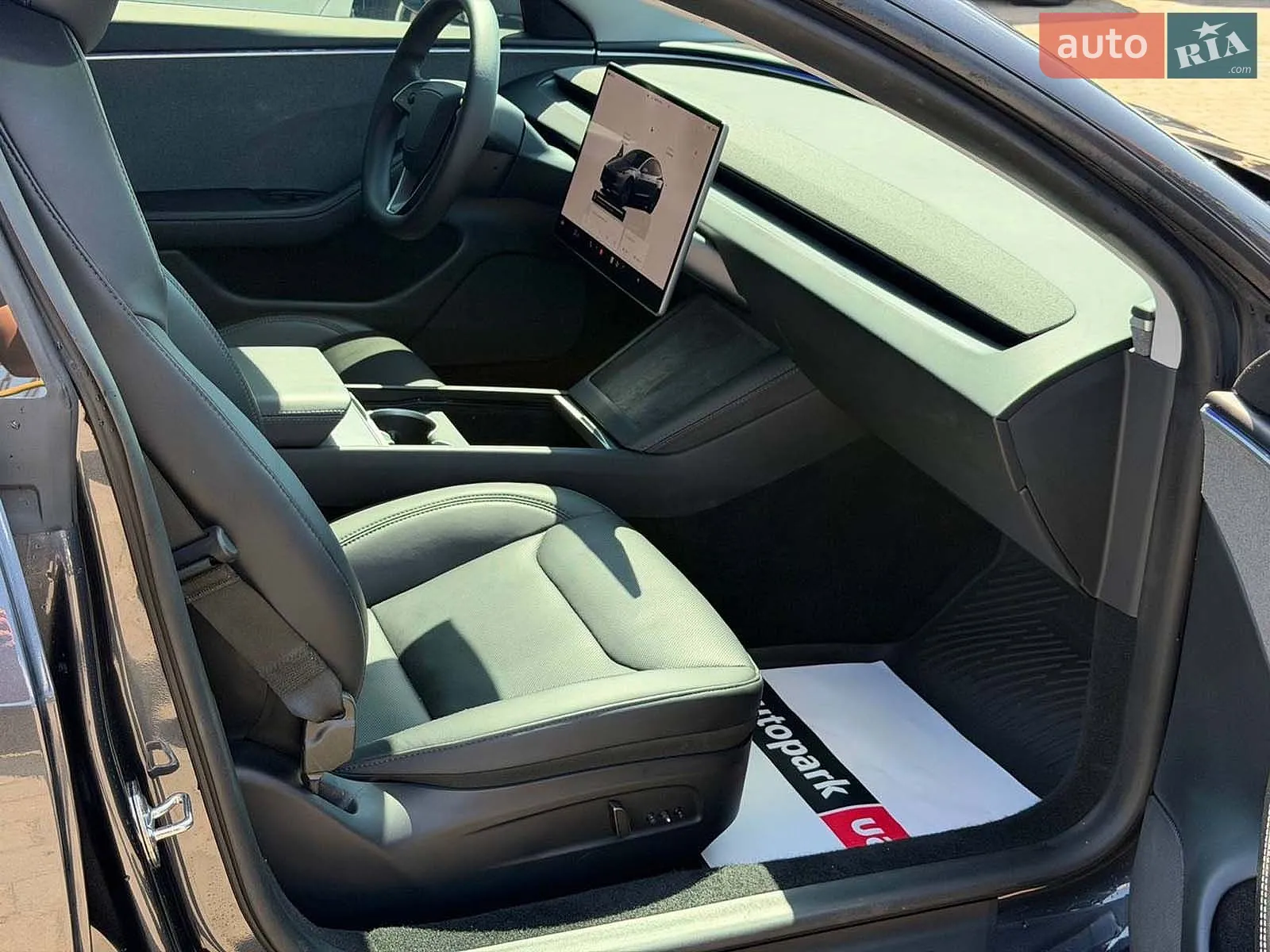 2024 Tesla Model 3 - мініатюра 11
