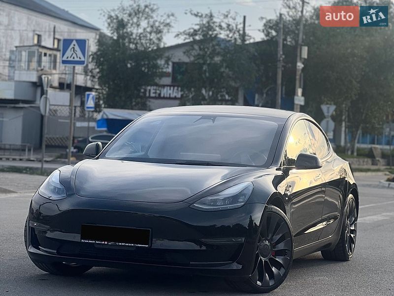 Tesla Model 3 2021