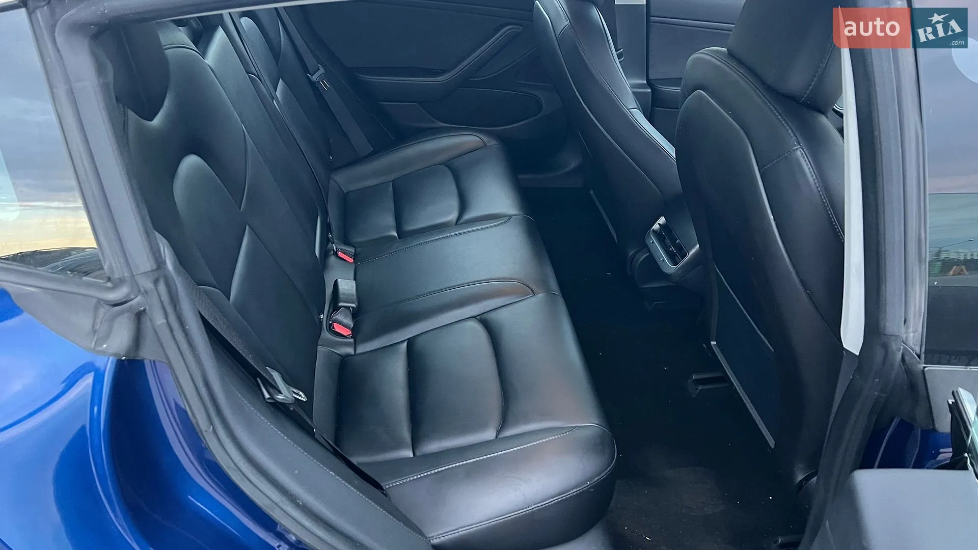 2018 Tesla Model 3 - мініатюра 10