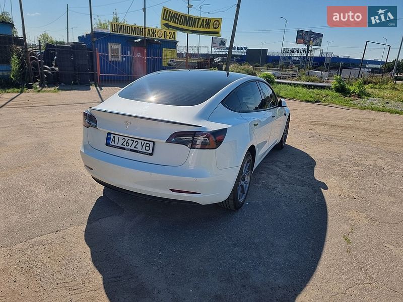 Седан Tesla Model 3 2021 в Полтаві