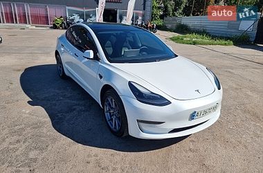 Седан Tesla Model 3 2021 в Полтаві