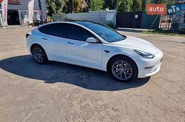 Седан Tesla Model 3 2021 в Полтаві