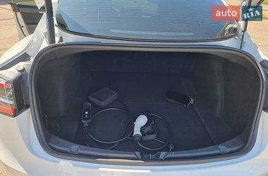 Седан Tesla Model 3 2021 в Полтаві