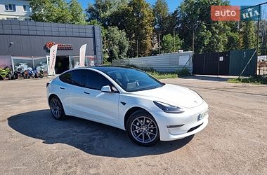 Седан Tesla Model 3 2021 в Полтаві