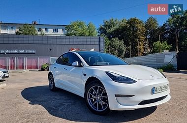 Седан Tesla Model 3 2021 в Полтаві