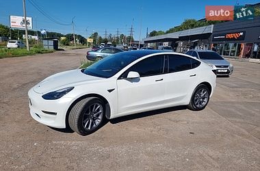Седан Tesla Model 3 2021 в Полтаві
