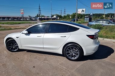 Седан Tesla Model 3 2021 в Полтаві