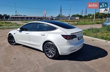 Седан Tesla Model 3 2021 в Полтаві