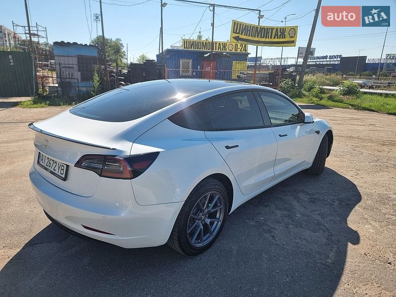 Седан Tesla Model 3 2021 в Полтаві