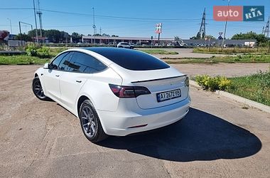 Седан Tesla Model 3 2021 в Полтаві