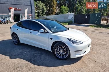 Седан Tesla Model 3 2021 в Полтаві