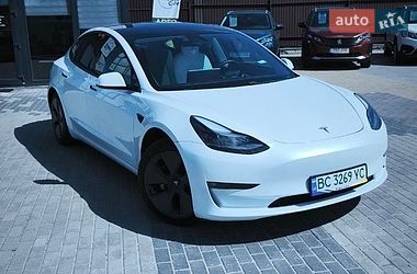 Седан Tesla Model 3 2021 в Львове
