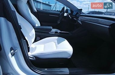 Седан Tesla Model 3 2021 в Львове