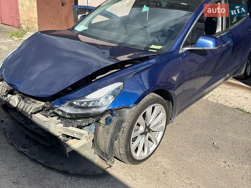 Tesla Model 3 2018 Tesla Model 3 2018