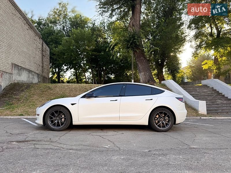 Седан Tesla Model 3 2021 в Каменском фото 12 Седан Tesla Model 3 2021 в Каменском