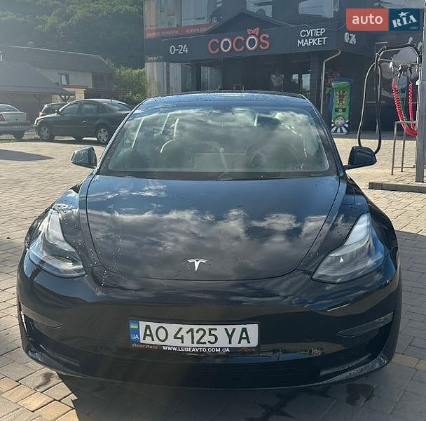 Tesla Model 3 2022 Tesla Model 3 2022