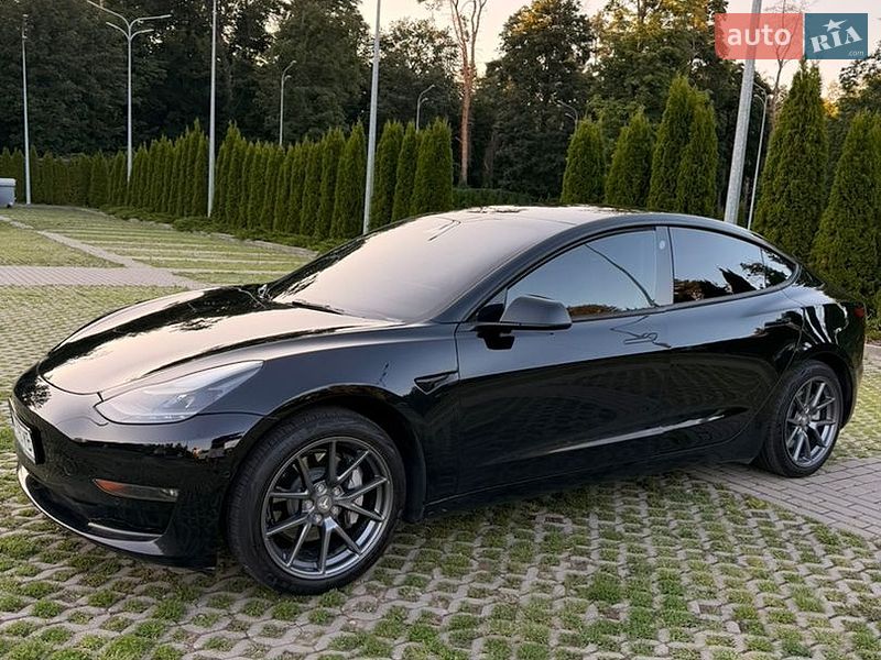Седан Tesla Model 3 2021 в Харькове фото 3 Седан Tesla Model 3 2021 в Харькове