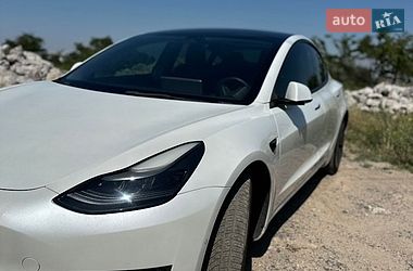 Седан Tesla Model 3 2022 в Одесі