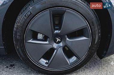 Седан Tesla Model 3 2019 в Одессе