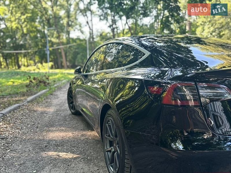 Седан Tesla Model 3 2019 в Черновцах фото 6 Седан Tesla Model 3 2019 в Черновцах