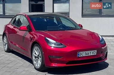 Седан Tesla Model 3 2021 в Львове