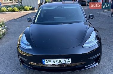 Седан Tesla Model 3 2018 в Днепре