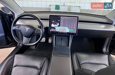 Седан Tesla Model 3 2018 в Днепре