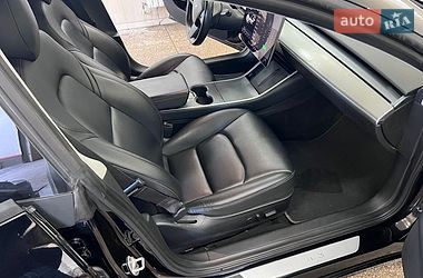 Седан Tesla Model 3 2018 в Днепре