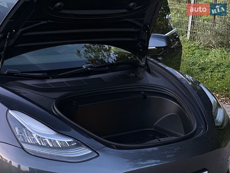 Седан Tesla Model 3 2020 в Львове фото 12 Седан Tesla Model 3 2020 в Львове