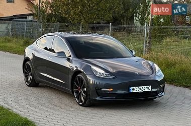 Седан Tesla Model 3 2020 в Львове фото 4 Седан Tesla Model 3 2020 в Львове