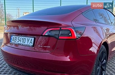 Седан Tesla Model 3 2020 в Вінниці