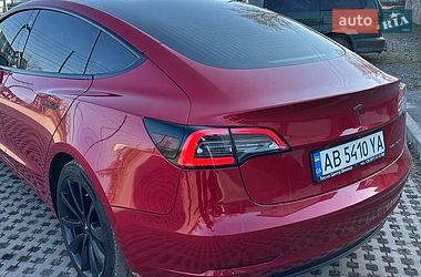 Седан Tesla Model 3 2020 в Вінниці