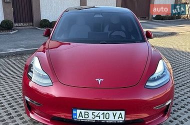 Седан Tesla Model 3 2020 в Вінниці