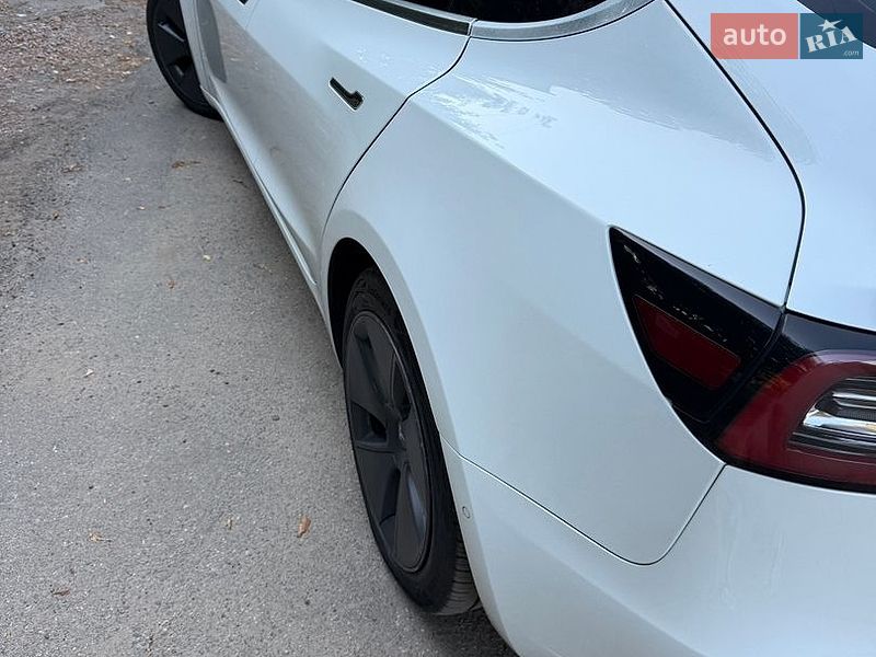 Седан Tesla Model 3 2018 в Киеве