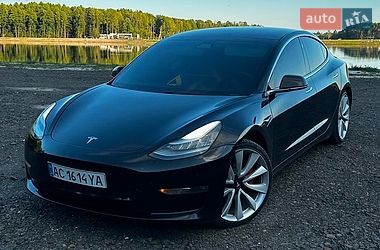 tesla model-3 2019 в Луцк от профессионального продавца Nazar