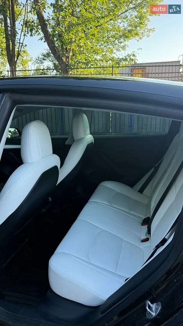 2022 Tesla Model 3 - мініатюра 18