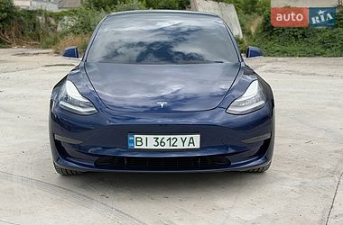 Седан Tesla Model 3 2019 в Києві