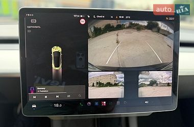 Седан Tesla Model 3 2019 в Києві
