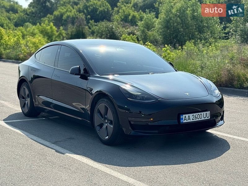 Седан Tesla Model 3 2021 в Киеве Седан Tesla Model 3 2021 в Киеве