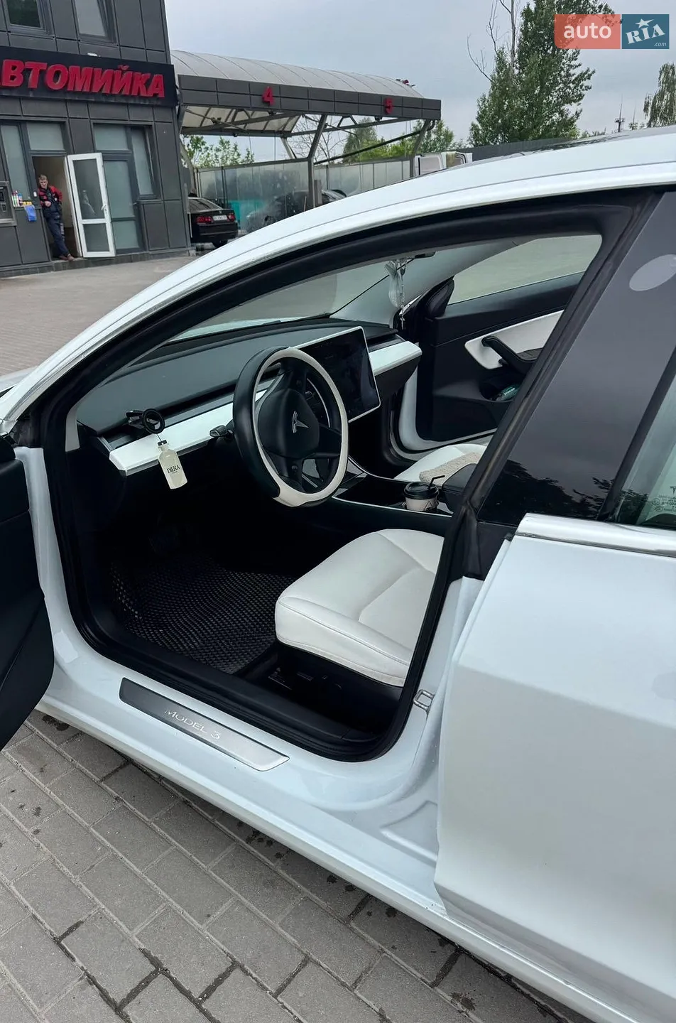 2019 Tesla Model 3 - мініатюра 9