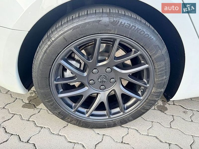Седан Tesla Model 3 2025 в Одессе фото 6 Седан Tesla Model 3 2025 в Одессе