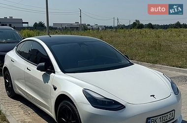 Седан Tesla Model 3 2021 в Ровно фото 4 Седан Tesla Model 3 2021 в Ровно