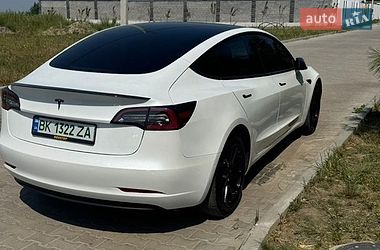 Седан Tesla Model 3 2021 в Ровно фото 5 Седан Tesla Model 3 2021 в Ровно