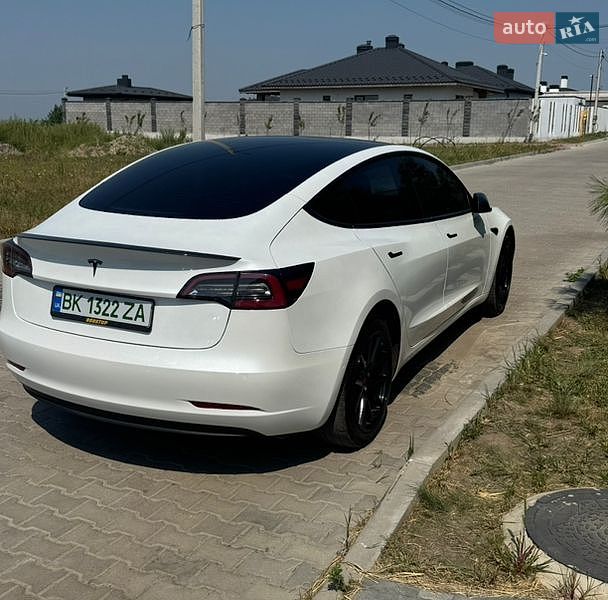 Седан Tesla Model 3 2021 в Ровно фото 5 Седан Tesla Model 3 2021 в Ровно