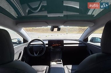 Седан Tesla Model 3 2024 в Львові фото 18 Седан Tesla Model 3 2024 в Львові