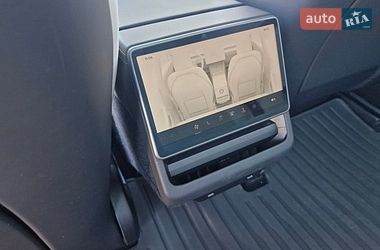 Седан Tesla Model 3 2024 в Миколаєві