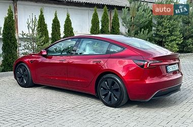 Седан Tesla Model 3 2024 в Золочеві